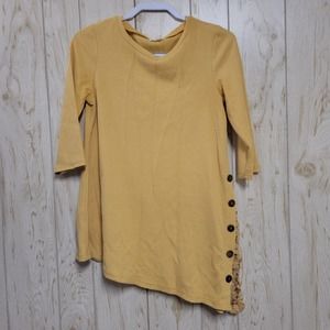 ANDTHEWHY Yellow Asymmetrical 3/4 sleeve blouse M